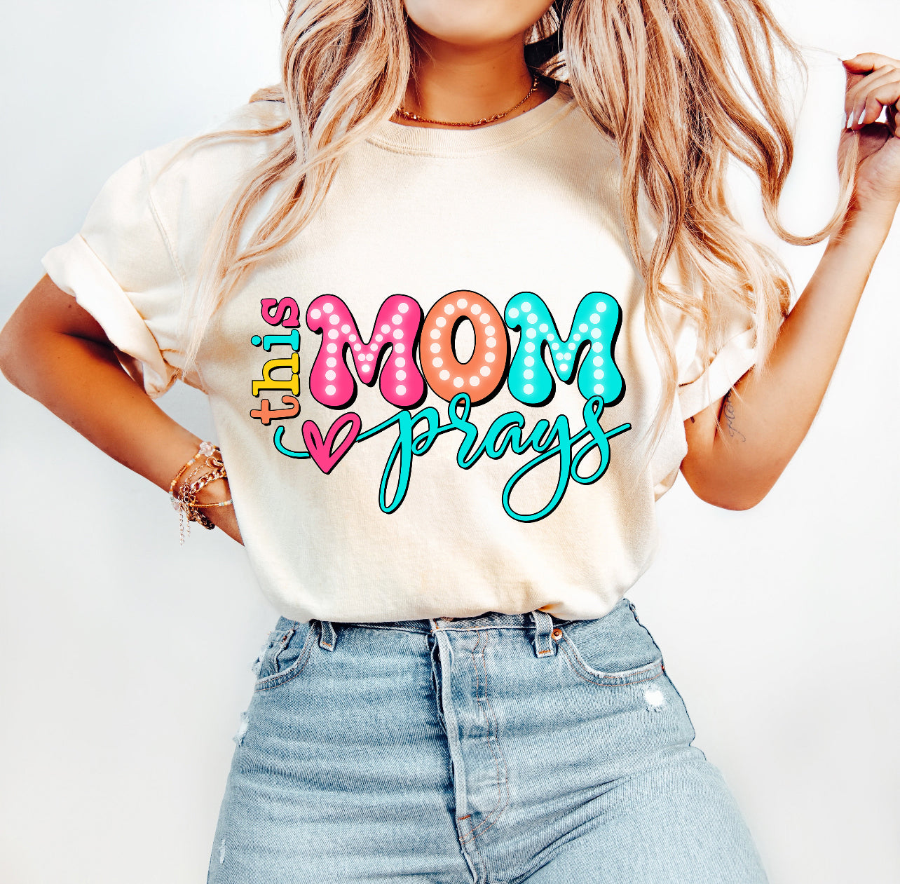This Mom Prays Tee