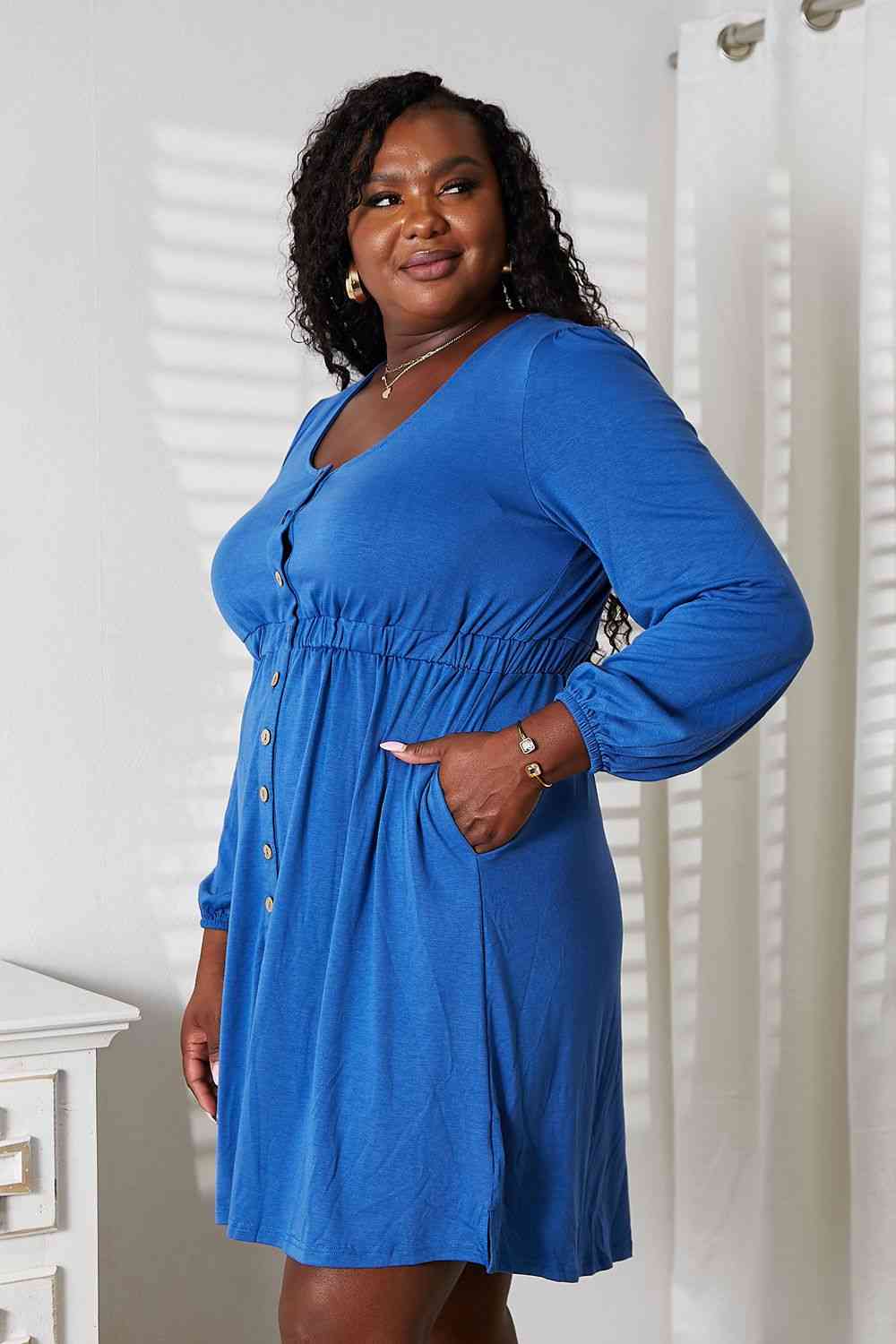 The Magic Dress in blue & black