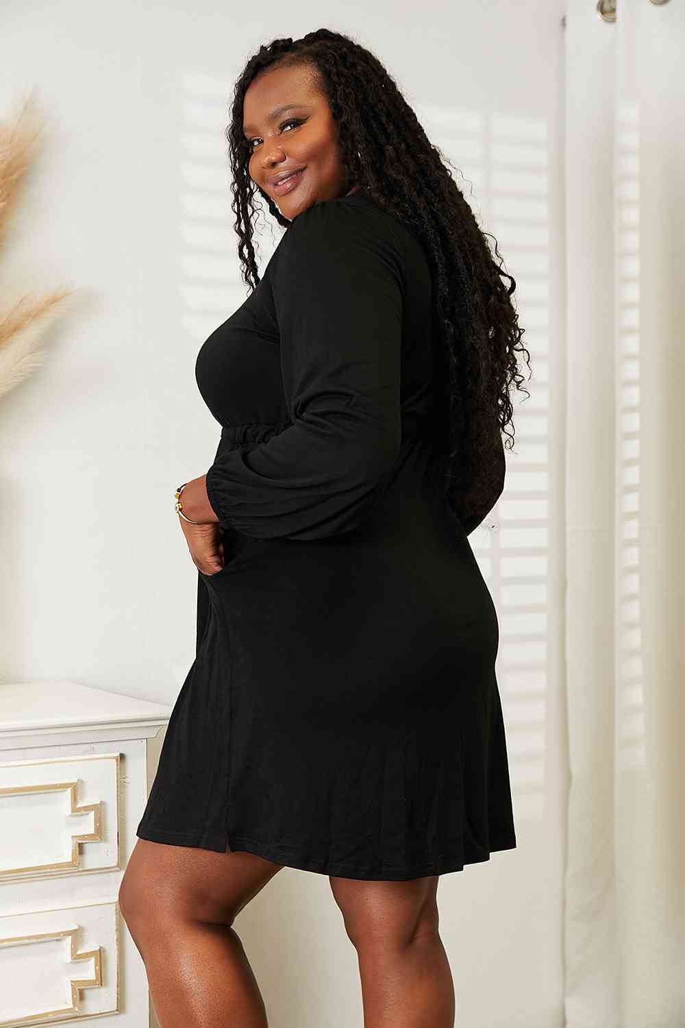 The Magic Dress in blue & black